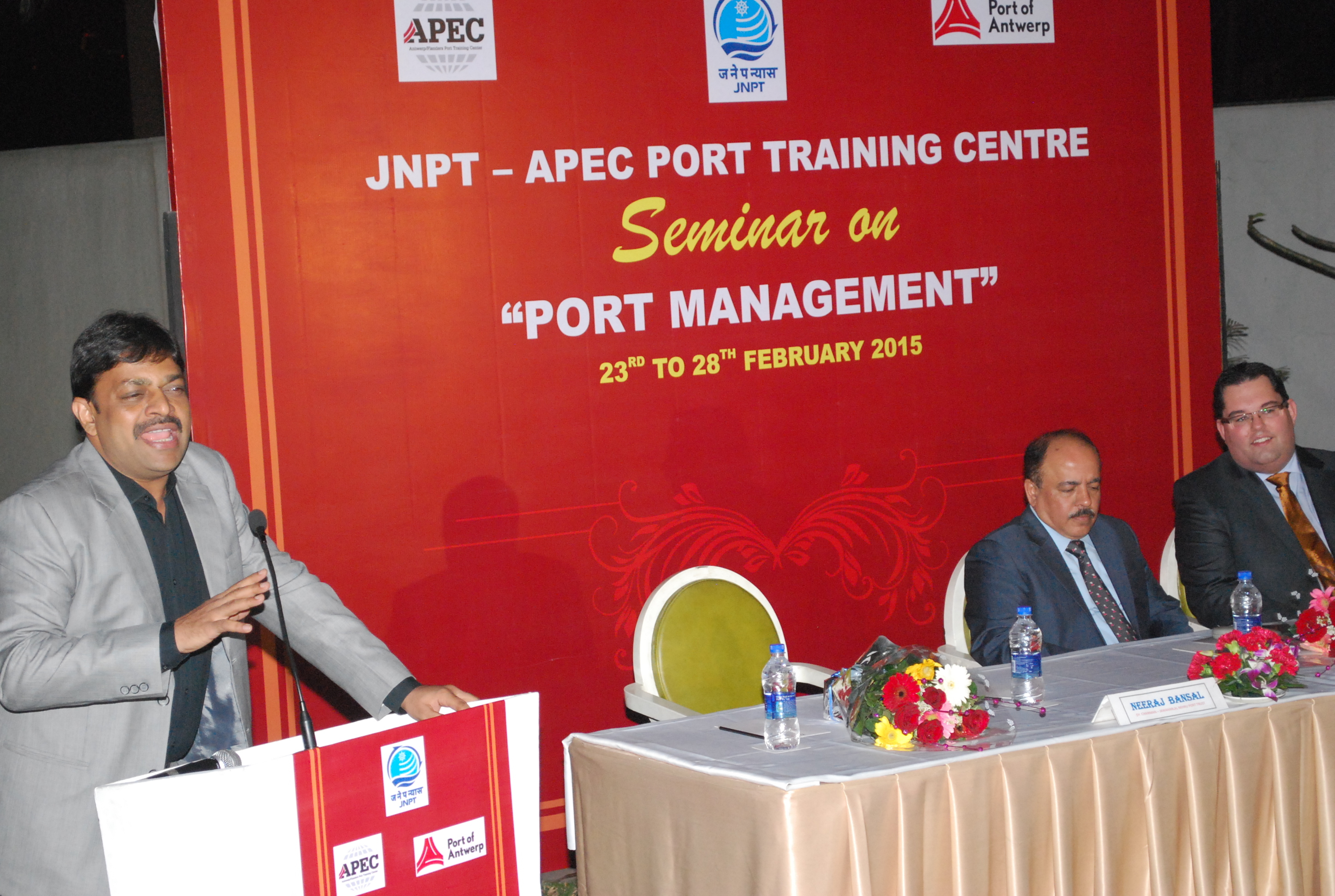 Official opening of the Februar 2015 port management seminar